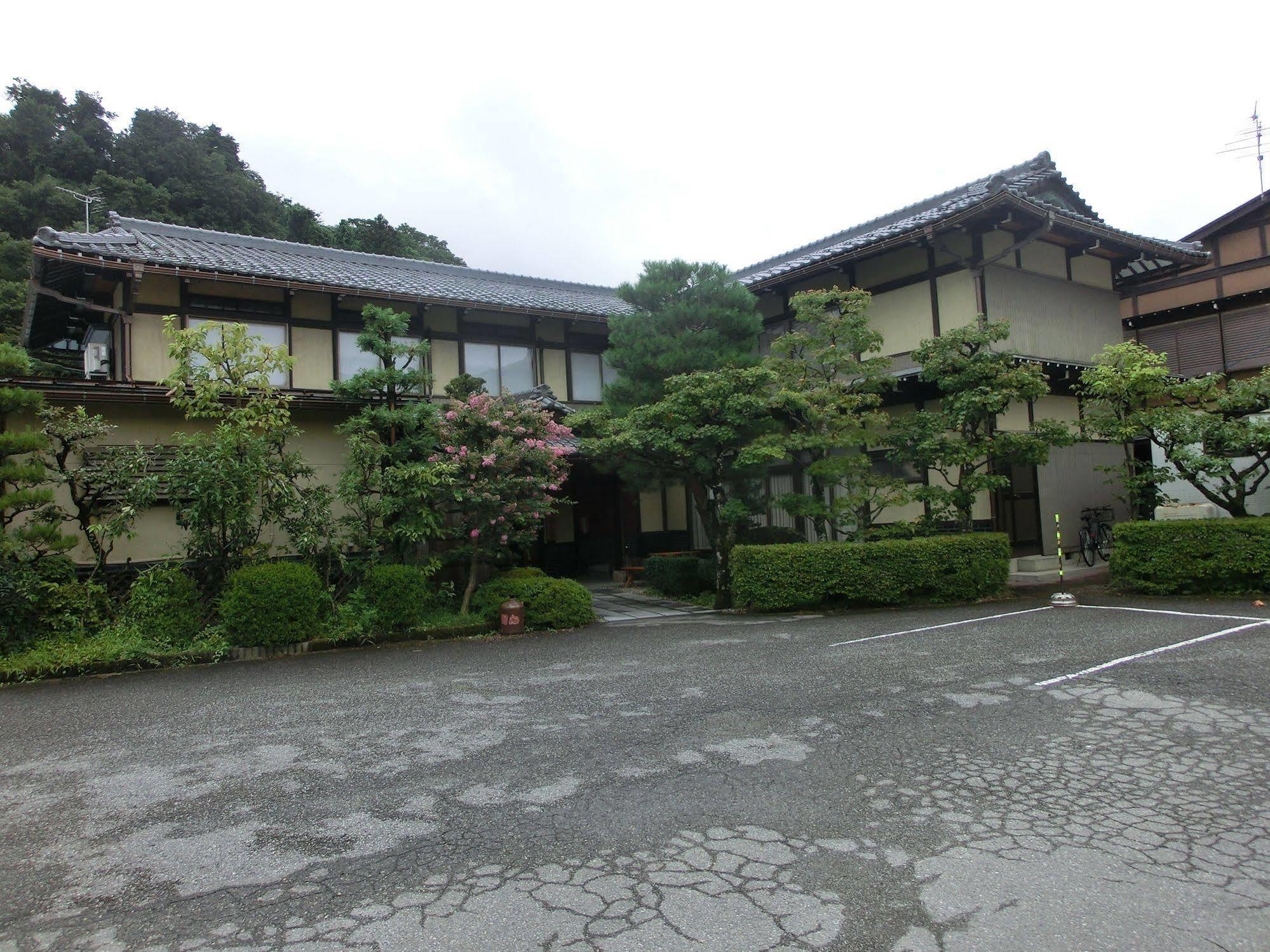 Minshuku Iwatakan Takayama  Esterno foto